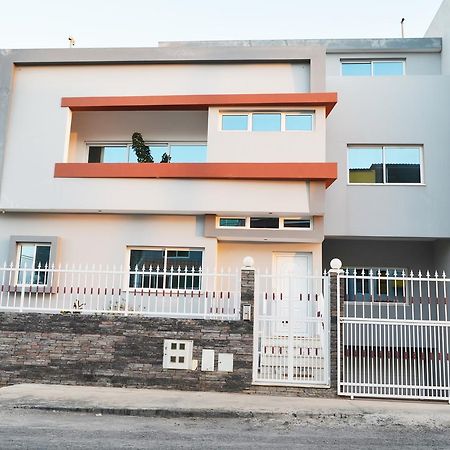 Appartamento House Goncalves Praia Esterno foto